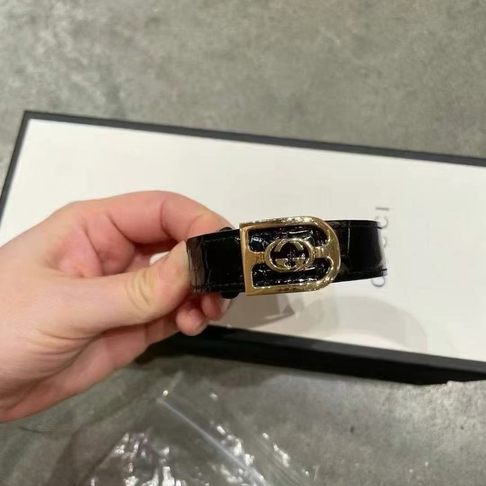 Authentic Gucci Crocodile Interlocking G Bracelet 18K Gold Black NIB